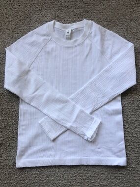 LULULEMON Rest Less Running Variegated Ribbed Pullover.